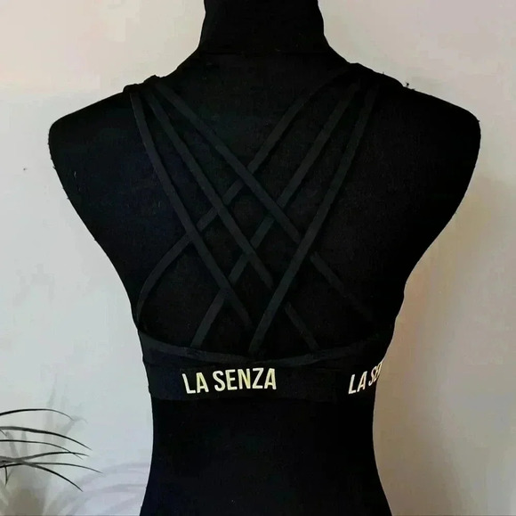 La Senza Black Sports Bra Mesh Criss Cross  Straps Size Small/Medium - Picture 7 of 13